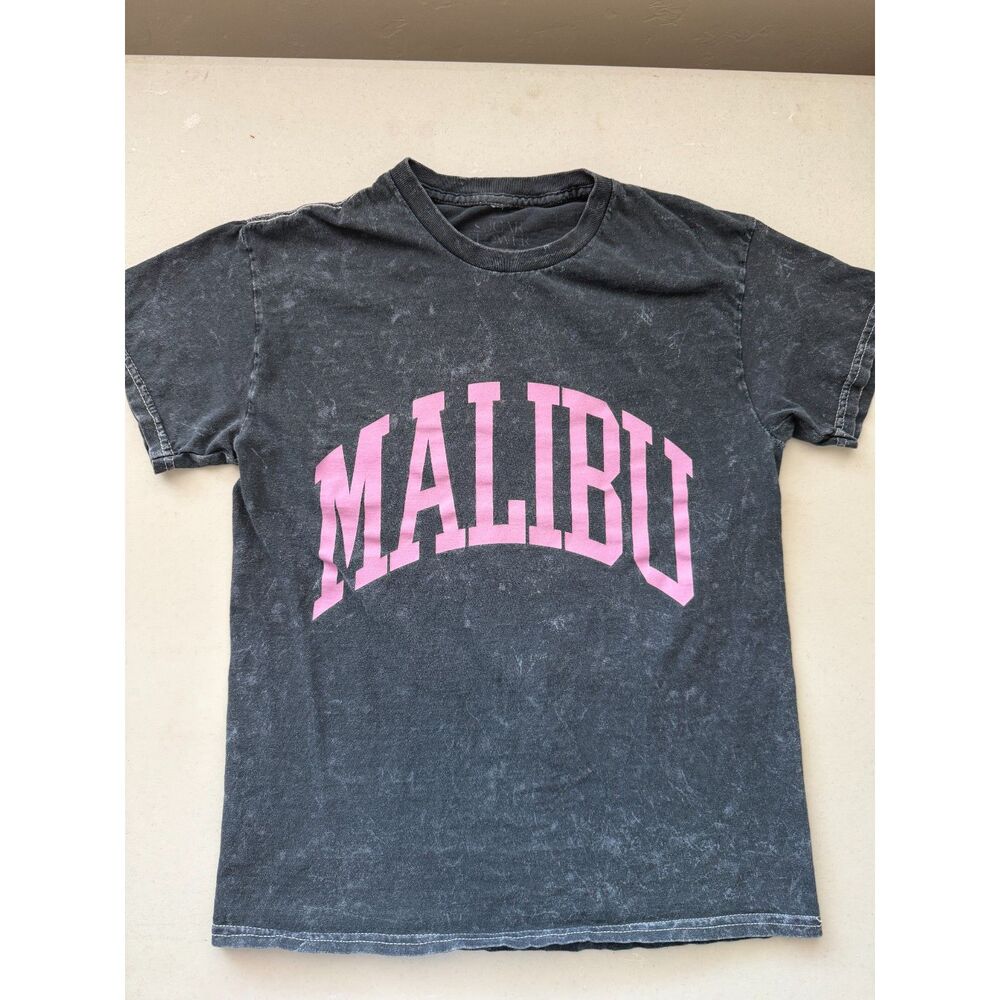 Malibu Graphic Tee Gray Acid Wash Pink Varsity Lettering Retro Size S